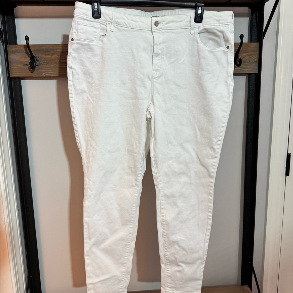 Old Navy Rock Star Super Skinny White Jeans EUC